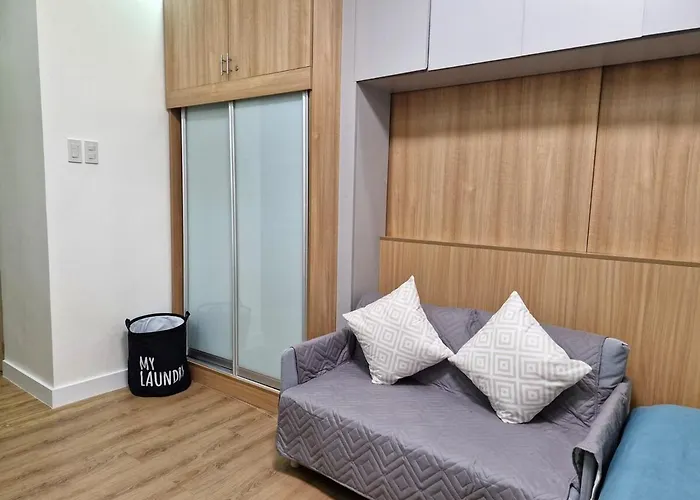 Comfy 50 Mbps Wi-fi, Smart Tv, Netflix Manila